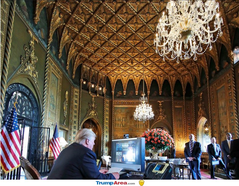 Trumps New Office